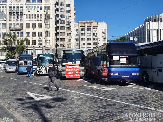 Как проходила акция протеста перевозчиков в Киеве (фото, видео)