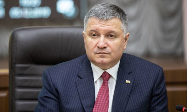 Мажоритарщика от Киевщины Бунина просят поддержать отставку Авакова