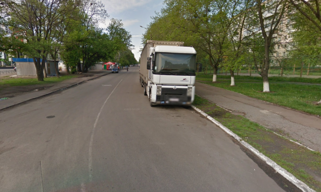Утром 20 июня в Киеве на сутки ограничат движение по дублеру проспекта Глушкова (схема)