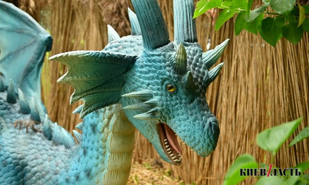 Живые драконы: на ВДНХ открылся интерактивный фэнтези-парк
