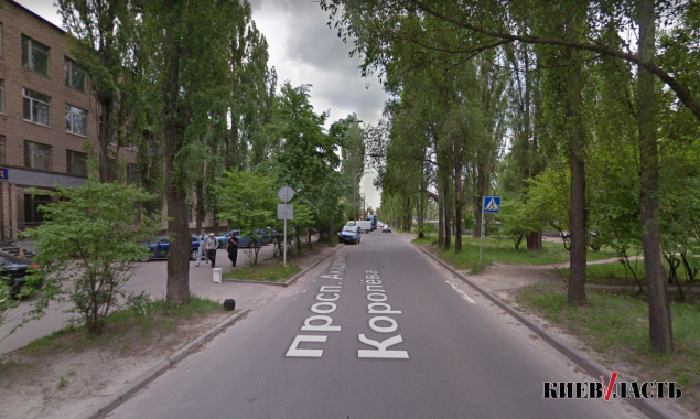 В Киеве из-за аварии на водопроводе перекрыли движение на проспекте Академика Королева