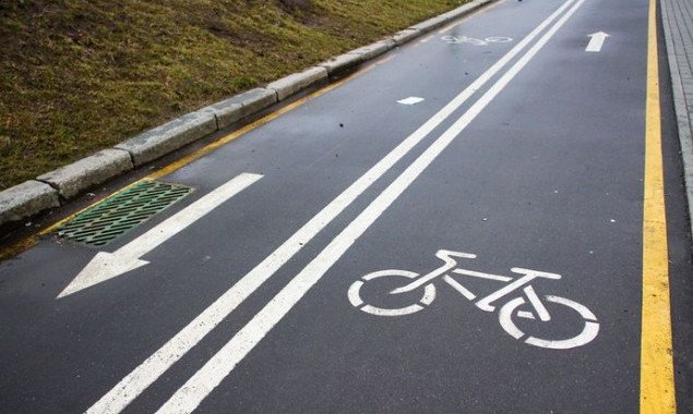 КГГА планирует потратить на 5 километров велосипедной дорожки на Набережном шоссе более 180 млн гривен