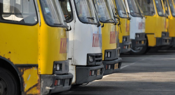 Маршрутчики Киева просят у Кличко новый тариф на перевозку пассажиров (документ)