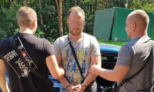 Полиция задержала устроивших стрельбу в Киеве и Обухове мужчин