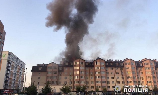 В Софиевской Борщаговке розжиг камина в квартире обернулся крупным пожаром (фото, видео)