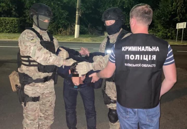 Силовики задержали россиянина по подозрению в организации вооруженного конфликта в Украинке (фото)