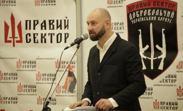 “Правый сектор” намерен участвовать в местных выборах в Киевсовет
