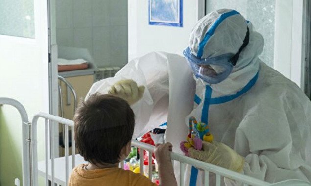 В Украине за сутки выявлены 3372 новых носителя коронавируса
