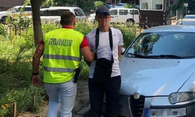 В столице задержали обманувшего киевлянку псевдо-врача