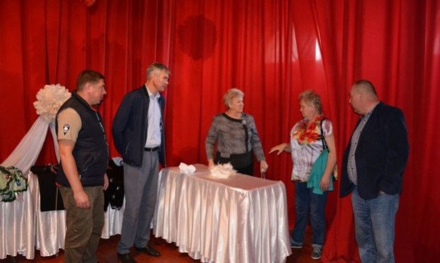 Партійці “Європейської Солідарності” Миронівщини передали вихованцям Центру дитячої та юнацької творчості подарунки