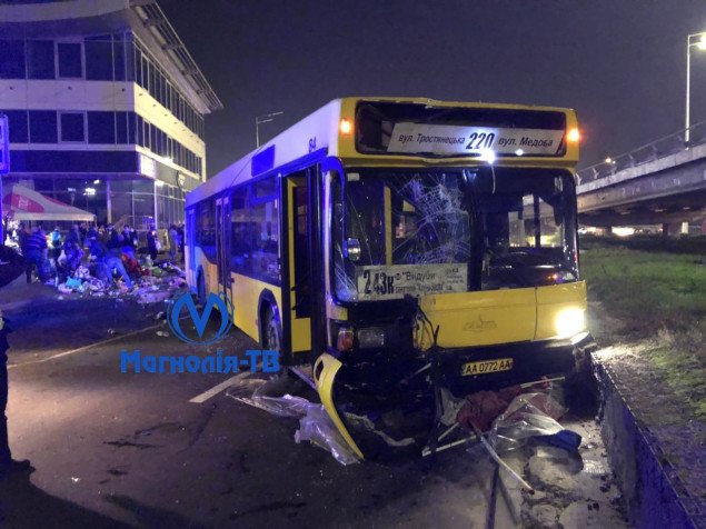 Полиция задержала водителя автобуса, совершившего смертельное ДТП накануне в Киеве