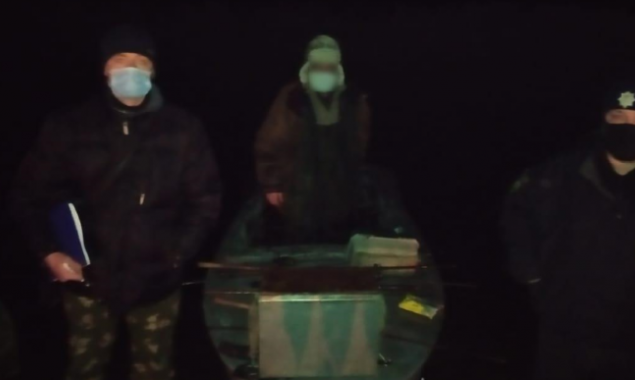 По факту незаконного вылова рыбы в зоне отчуждения полиция Киевщины открыла уголовное производство (фото)