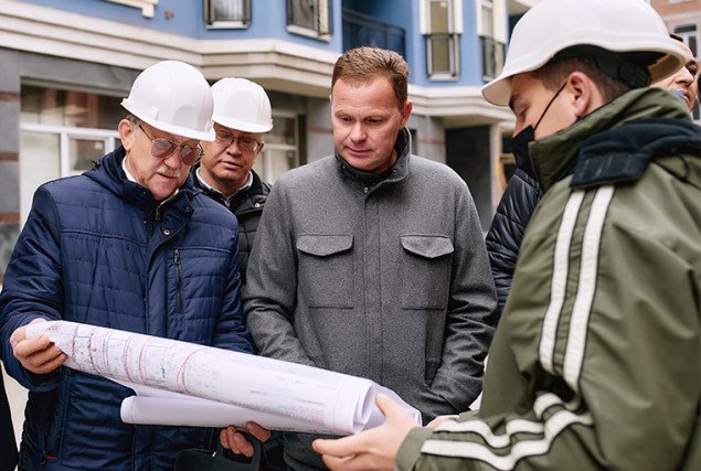 Игорь Кушнир проверил ход работ на стройплощадках “Киевгорстроя”