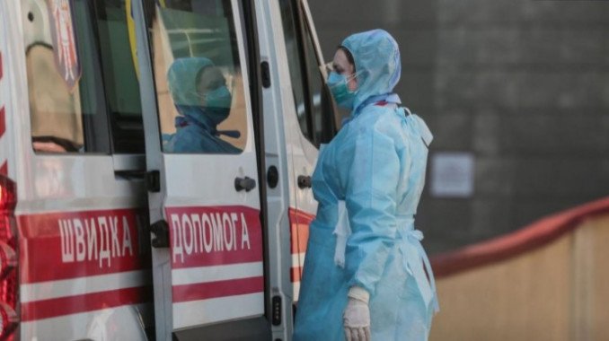 В Украине за сутки выявлены около 14 тысяч новых носителей коронавируса