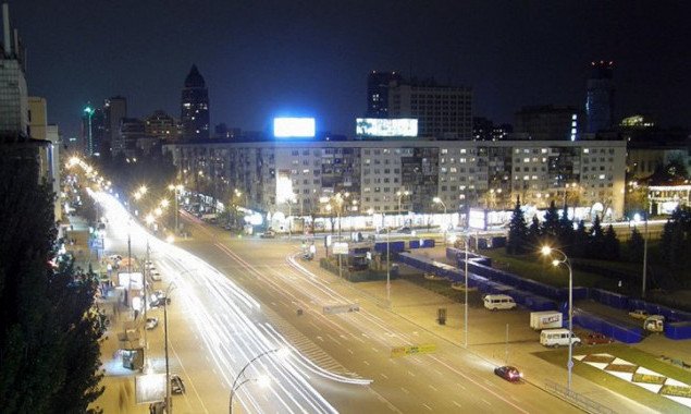 На 15 улицах Киева капитально отремонтируют освещение (список)