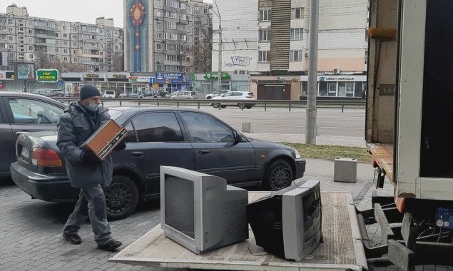 Киевляне активно сдают на утилизацию старую бытовую технику