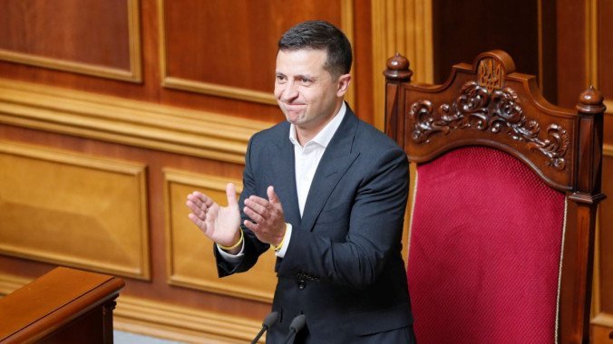Рада приняла президентский законопроект о всеукраинском референдуме по народной инициативе