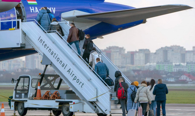 Пассажиропоток аэропорта “Киев” в декабре составил 33,6 тысяч пассажиров