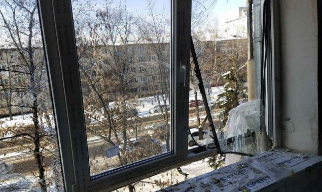 На улице Курнатовского в Киеве произошел взрыв газа в одной из квартир (фото, видео)
