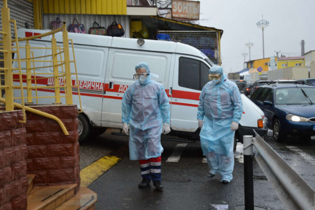 За сутки от последствий коронавирусной болезни в Киеве умерли 19 человек
