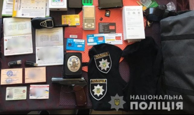 На Киевщине полковник СБУ организовал банду, которая занималась вымогательством и похищением людей (фото, видео)