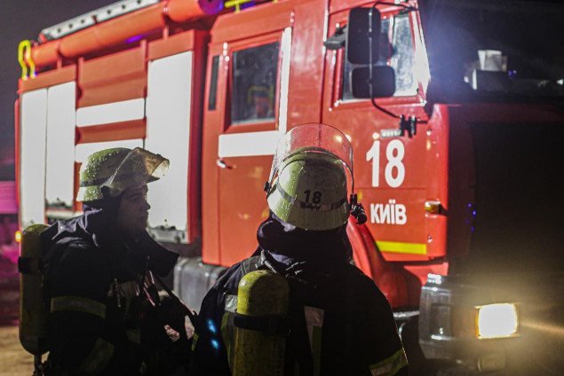 Ночью на Борщаговке в результате пожара погиб мужчина