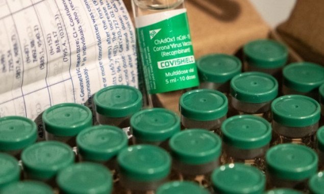 Киев получил более 42 тысяч доз вакцины от COVID-19 (фото)