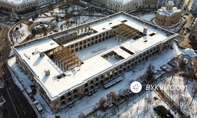 Киевсовет потребовал немедленной передачи Гостиного двора в коммунальную собственность