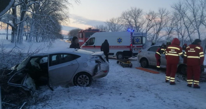 Под Киевом в результате лобового столкновения Hyundai и “ЗАЗ” погиб один из водителей