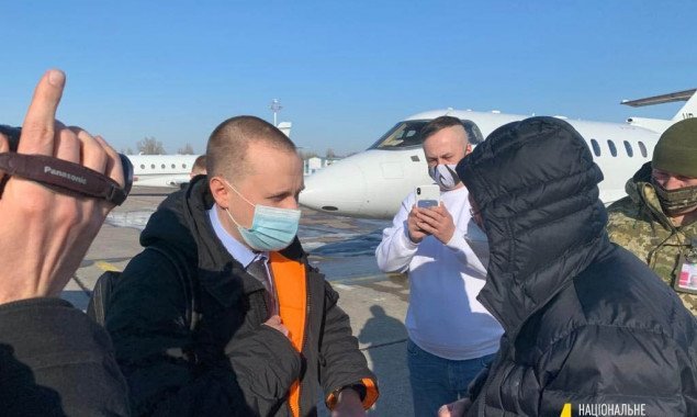 В аэропорту “Борисполь” посадили самолет с пытавшимся вылететь из Украины экс-замглавы правления “Приватбанка” (фото)