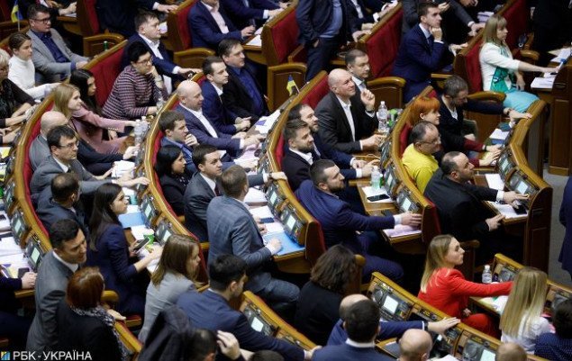 Закон о конфликте интересов местных депутатов снова переписали