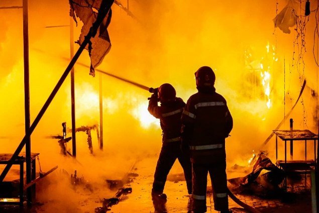 За неделю столичные спасатели ликвидировали более 50 пожаров