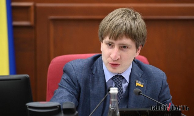 Владимир Бондаренко обратился к главам депутатских фракций и постоянных комиссий Киевсовета с просьбой воздержаться от проведения заседаний в течение двух недель