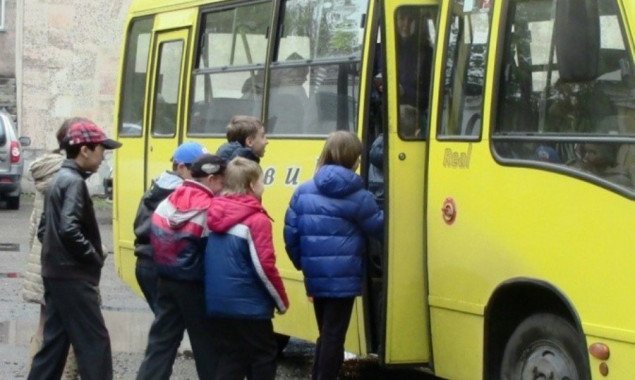 КГГА просят обеспечить право на льготный проезд киевских учеников, которые получают образование не в школах