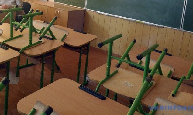 Министерство образования освободило учеников 4 и 9 классов от прохождения итоговой аттестации в этом году