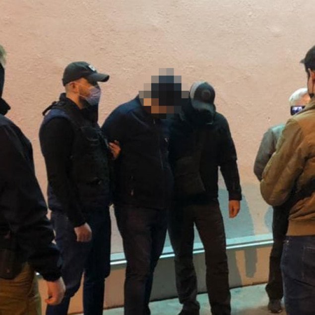 В Киеве чиновника Миграционной службы задержали на взятках за легализацию иностранцев в Украине