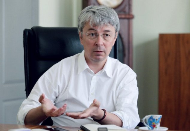 Министр культуры Александр Ткаченко в 2020 году заработал 360 тыс. гривен