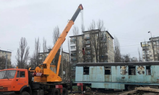 С улиц Киева хотят убрать еще 66 элементов благоустройства (адреса)