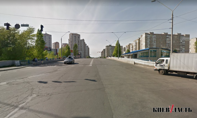На путепроводе на улице Сержа Лифаря в Киеве более чем на два месяца ограничат движение