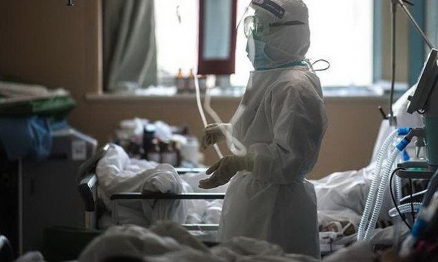 В столице за сутки выявили почти 2 тысячи новых носителей коронавируса