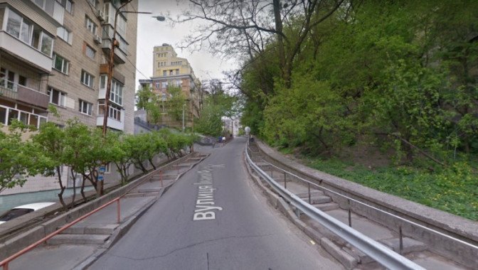 “Киевавтодор” потратит 64,5 млн гривен на капремонт части улицы Франко