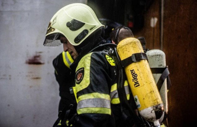 В Киеве результате пожара в многоэтажном доме погибла женщина
