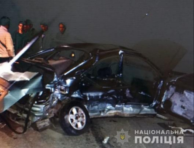 Под Киевом  два человека погибли в результате ДТП (видео)