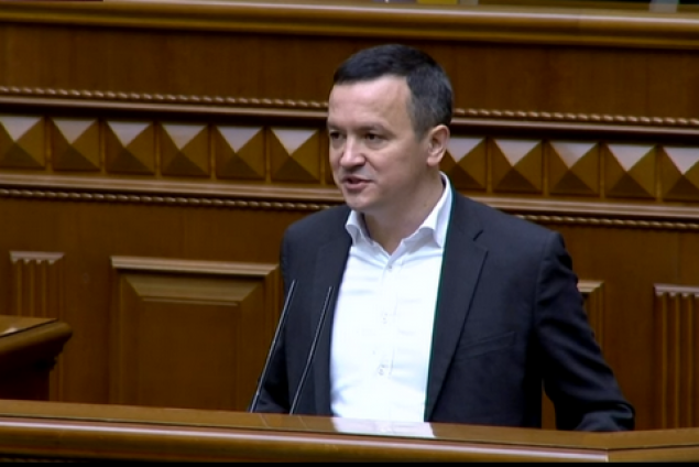 ВР удовлетворила заявление об отставке министра экономики Игоря Петрашко