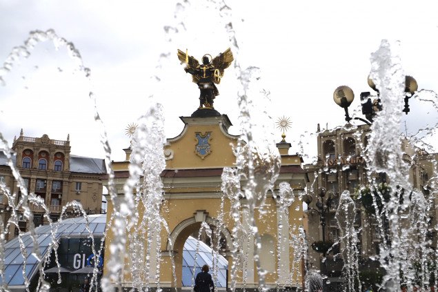 Сегодня в Киеве заработали фонтаны