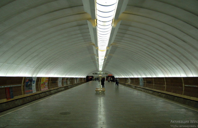 На станции метро “Осокорки” закроют один из вестибюлей на несколько дней
