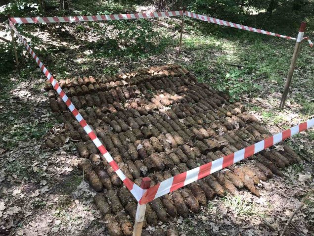 На Киевщине обнаружили почти три сотни снарядов времен Второй мировой войны
