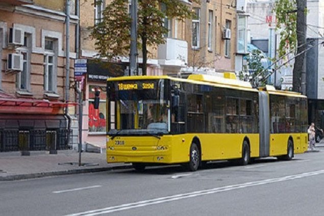 “Французская весна в Украине” изменит движение трех столичных троллейбусов 11-12 июня (схемы)