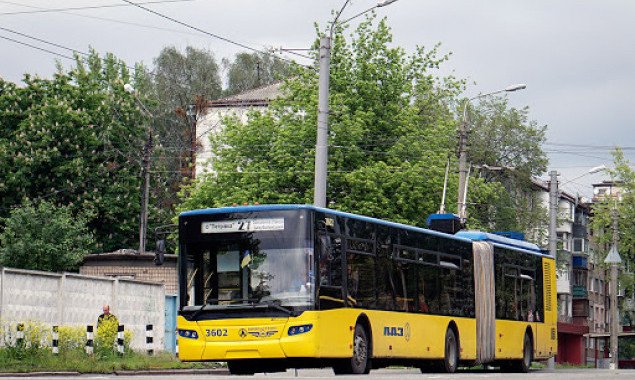 В ночь на воскресенье, 13 июня, столичные троллейбусы № 27 изменят маршрут движения