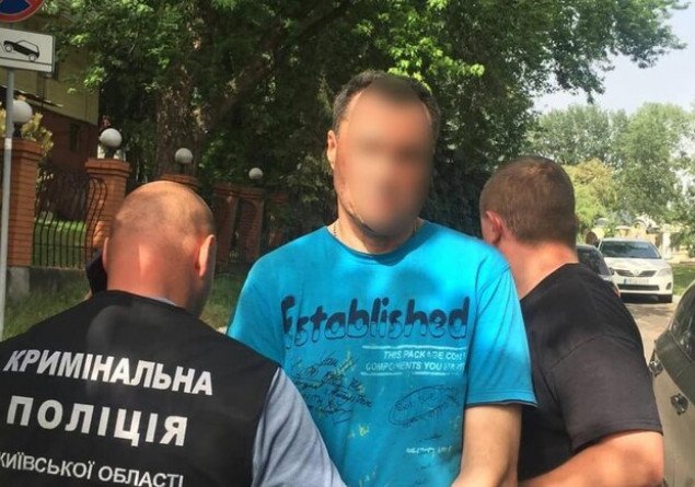 Задержанному жителю Белогородки сообщено о подозрении в умышленном убийстве и поджоге жилого дома